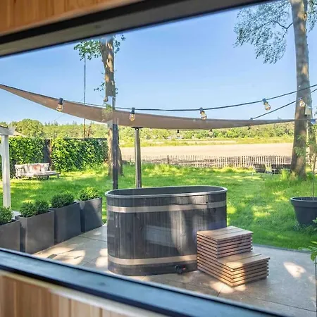 86, Bed & Outdoor Wellness - Sauna, Hottub, Icebath & Outdoor Shower Included! Oisterwijk Exterior photo