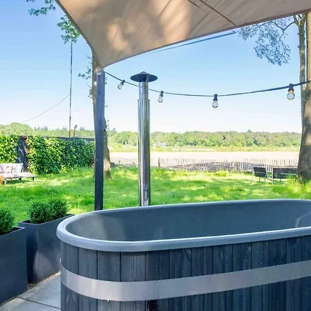 86, Bed & Outdoor Wellness - Sauna, Hottub, Icebath & Outdoor Shower Included! Oisterwijk Exterior photo