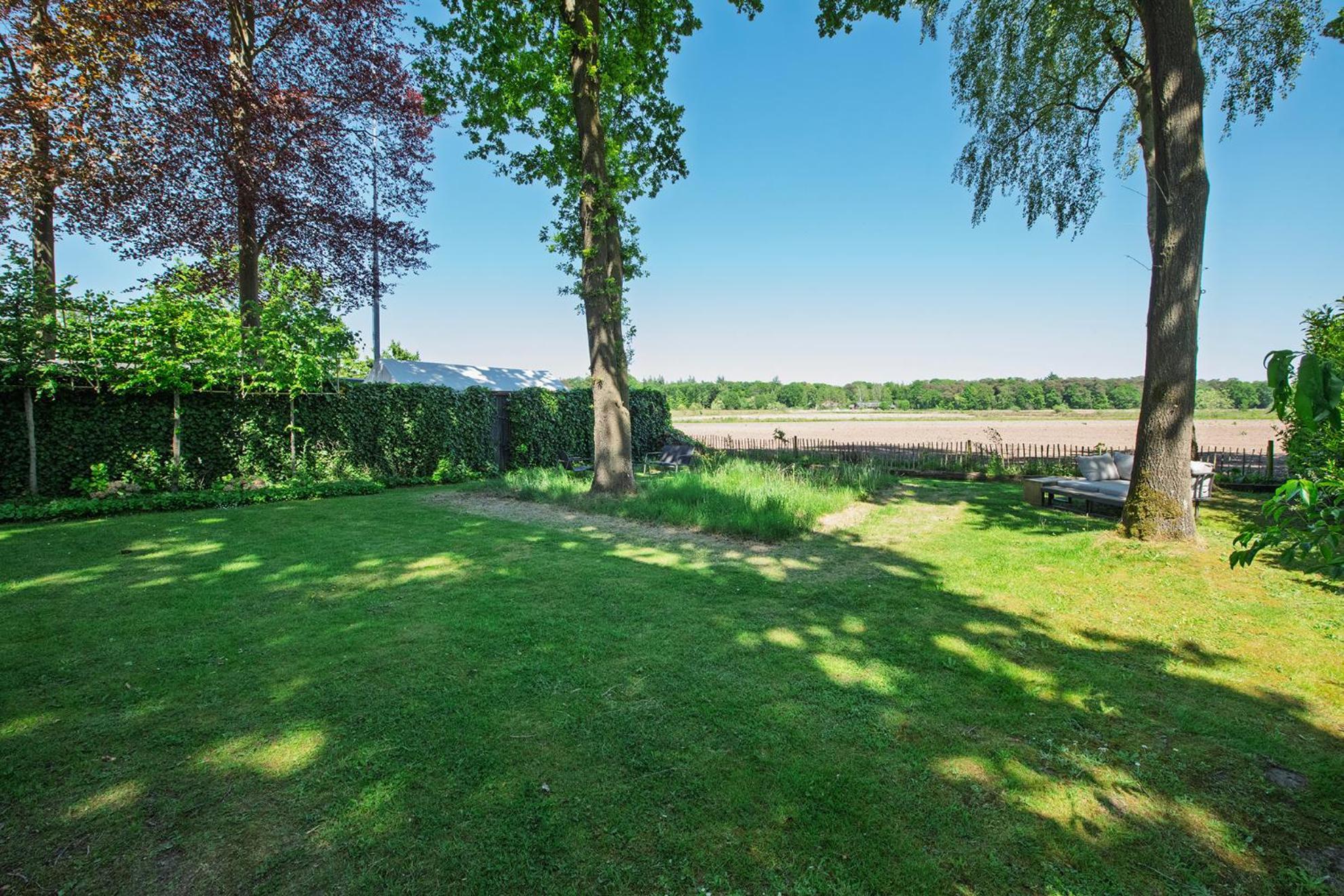 Chalet 86, Bed & Outdoor Wellness - Sauna, Hottub, Icebath & Outdoor Shower Included! Oisterwijk